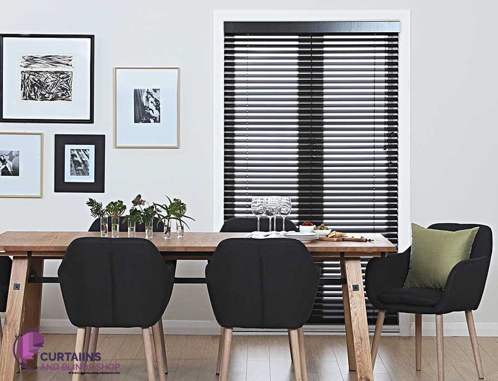 Wooden Blinds Abu dhabi