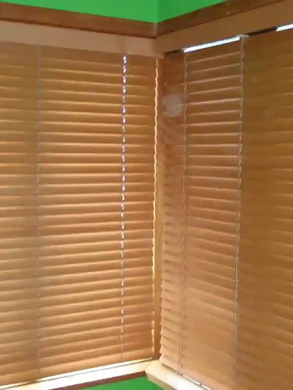 Blinds Fixing