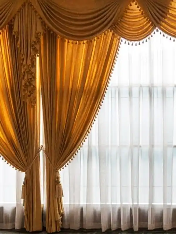 Dragon Mart Curtains