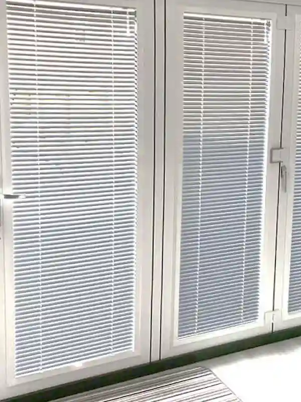 Horizontal Blind